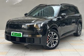 领克900 2025款 1.5T Ultra 6座