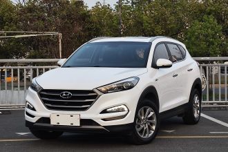 现代 途胜 2015款 1.6T 双离合两驱智能型