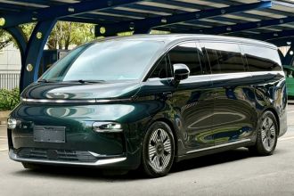 吉利银河 翼真L380 2024款 140度 6座 四驱Ultra