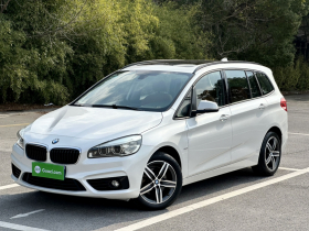 宝马2系多功能旅行车 2015款 218i 运动设计套装