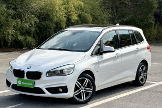 宝马2系多功能旅行车 2015款 218i 运动设计套装