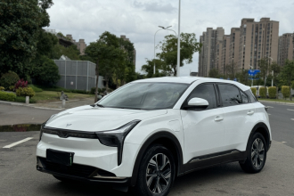 哪吒汽车 2023款 哪吒U-Ⅱ 400 U秀版 三元锂