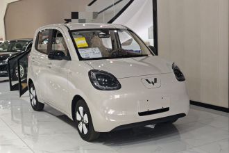 五菱汽车 宏光MINIEV 2025款 第四代 四门版 进阶款
