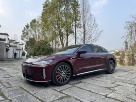 奇瑞风云 风云A9L 2025款 四驱高能巅峰版