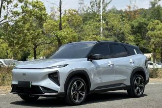 吉利银河 银河L7 2025款 EM-i 115km 探索+版