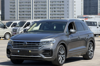 大众 途锐 2021款 3.0TSI 锐享版 经典运动套装