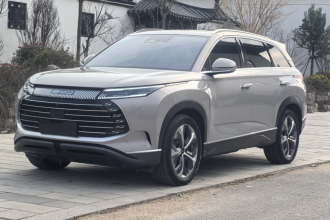 比亚迪 护卫舰07 2023款 DM-i 205KM 旗舰型