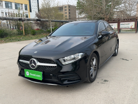 奔驰A级 2022款 改款 A 180 L 运动轿车