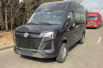 东风御风 御风 2023款 V9+ 2.0T 手动前驱多功能中轴高顶7/8/9座