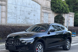 玛莎拉蒂 Levante 2021款 3.0T 标准版