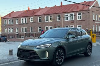 鸿蒙智行 问界M5 2022款 增程四驱性能版