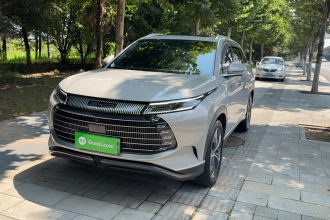 比亚迪 护卫舰07 2023款 DM-i 100KM 旗舰型