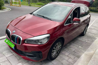 宝马2系多功能旅行车 2019款 220i 领先型