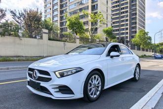奔驰A级 2019款 A 200 L 运动轿车