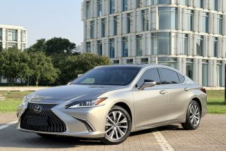 雷克萨斯ES 2020款 200 卓越版