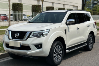 日产 途达 2020款 2.5L XL Upper 4WD 自动四驱豪华版