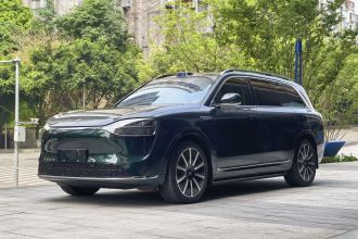 鸿蒙智行 问界M9 2024款 增程 Max版 42kWh 6座版