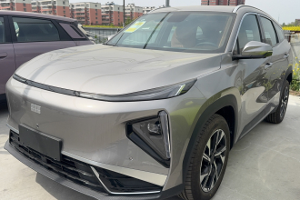 吉利银河 银河L7 2025款 EM-i 115km 远航版