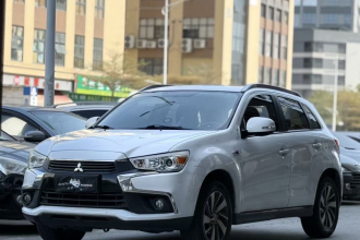 三菱 劲炫ASX 2018款 2.0L CVT两驱尊享版