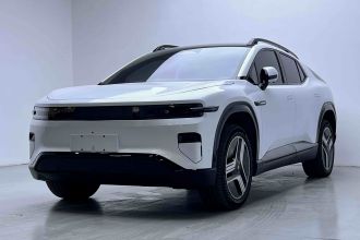 长安启源E07 2025款 纯电 四驱 90kWh Ultra高性能版