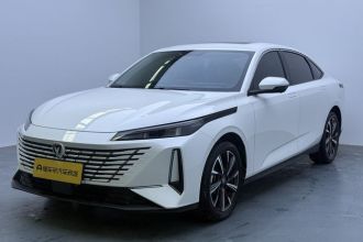 长安 逸动 2024款 1.5T GDI自动 尊贵型