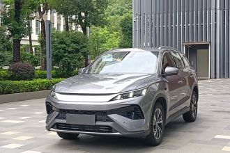 比亚迪 宋Pro新能源 2025款 第二代 智驾版 DM-i 75KM领先型
