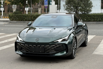 名爵 MG7 2023款 2.0T 自动猎美奢享版