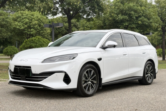 比亚迪 海豹06 DM-i旅行版 2025款 DM-i 80KM尊贵型