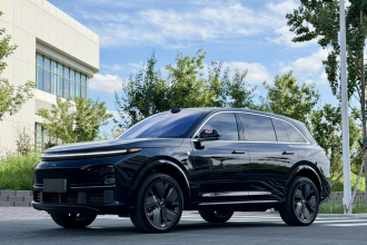 理想汽车 理想L7 2025款 Ultra 智能焕新版