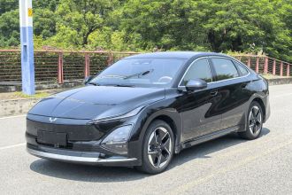 五菱汽车 五菱星光 2025款 610km 智能旗舰型