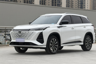 长安CS75 PLUS 2025款 第三代 冠军版 1.5T 劲航型