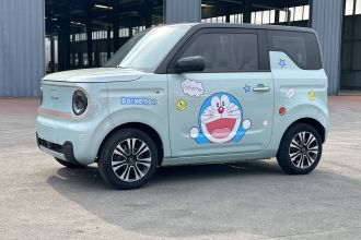 吉利银河 2023款 熊猫mini 200km 灵动熊