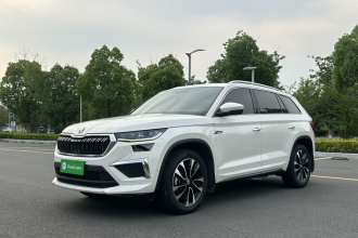 斯柯达 柯迪亚克 2022款 TSI330 7座两驱奢享版