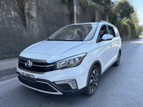 长安欧尚A800 2017款 1.6L 手动智享型