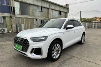 奥迪Q5L 2021款 40 TFSI 豪华动感型