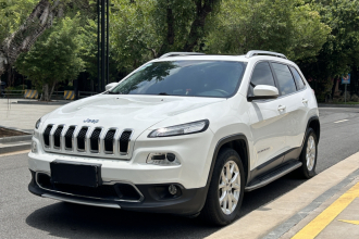 Jeep 自由光 2017款 2.4L 领先智能版
