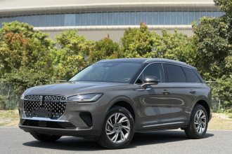 林肯 冒险家 2023款 2.0T 两驱尊享版