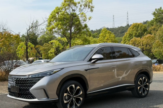 荣威RX5 2023款 1.5T 尊荣滑屏版