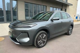吉利银河 银河星舰7 EM-i 2025款 120km 探索+版