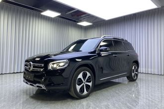 奔驰GLB 2023款 GLB 220 时尚型