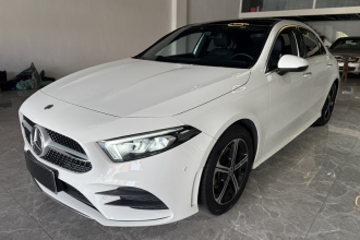 奔驰A级 2022款 改款三 A 200 L 运动轿车时尚型