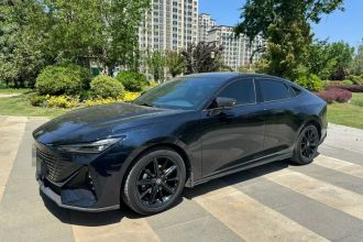 长安UNI-V 2022款 1.5T 尊贵型