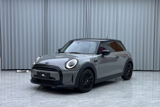 MINI 2022款 1.5T COOPER 艺术家