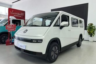 福田 风景i7 2025款 多功能短轴前驱 爱易科41.86kWh 智远版 平顶单胎 6座