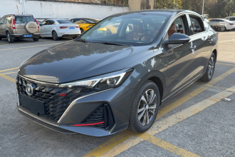 长安 逸动 2025款 PLUS 1.4T 双离合高能版