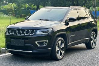 Jeep 指南者 2017款 200T 自动臻享四驱版