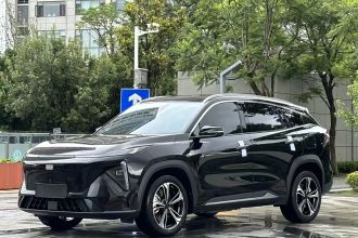 吉利银河 银河L7 2023款 1.5T 115km 星舰