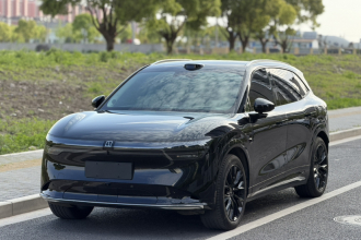 极氪7X 2025款 75kWh 后驱智驾版