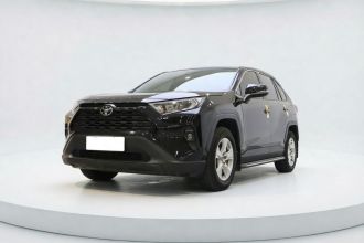 丰田 RAV4荣放 2023款 2.0L CVT两驱都市版