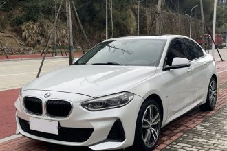 宝马1系 2019款 120i 领先型M运动套装